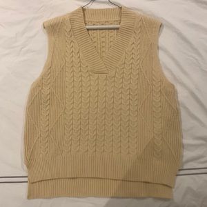 Knitted apricot vest- Shein